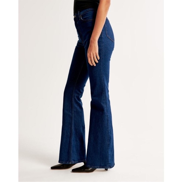 Abercrombie & Fitch The Vintage Flare High Rise size 26/2 short inseam - Picture 2 of 12